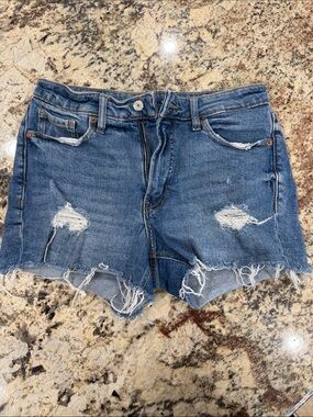 Women's Old Navy Distressed Denim Shorts